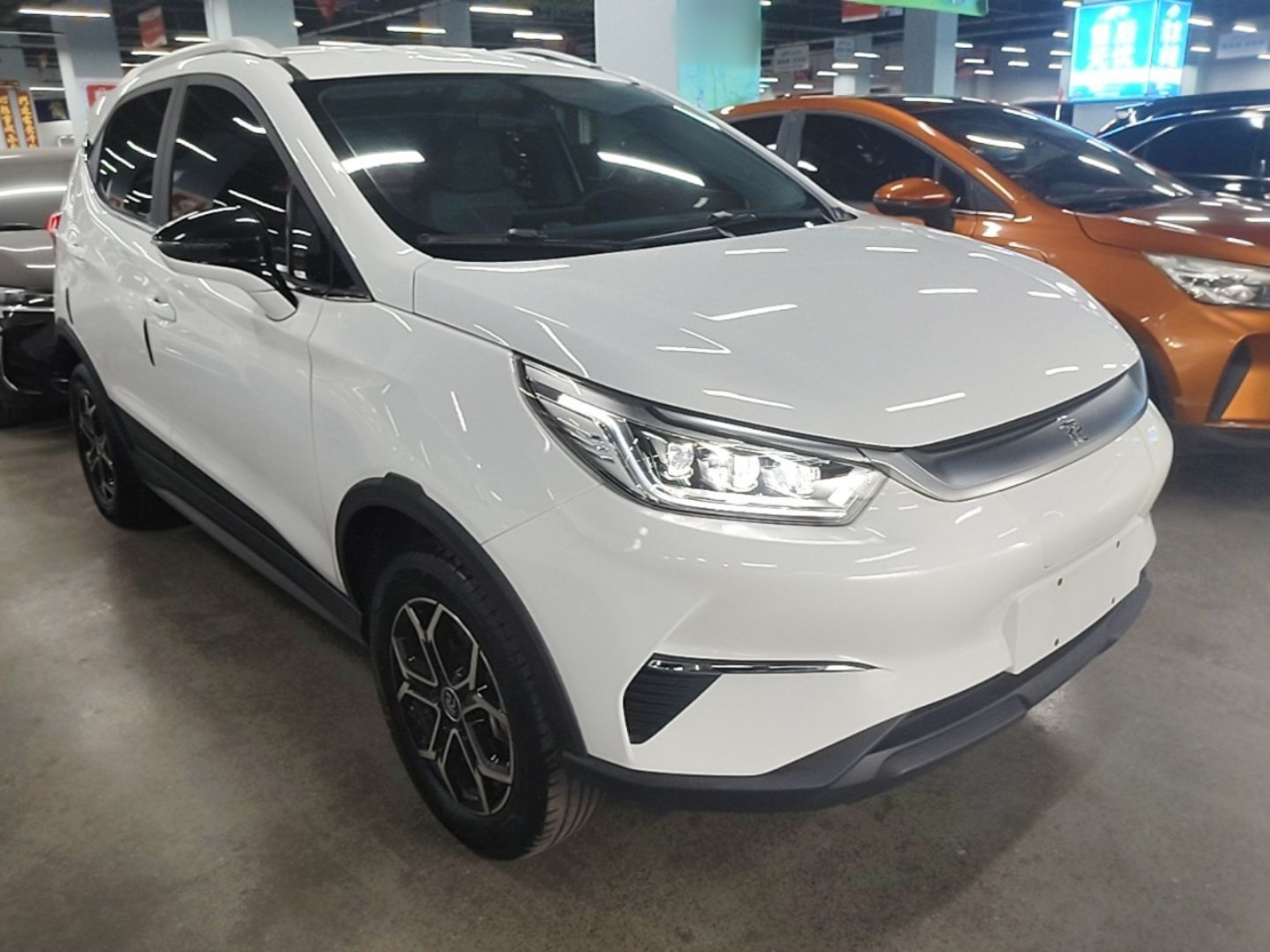 Yuan Pro 2021 401KM Luxury photo 3