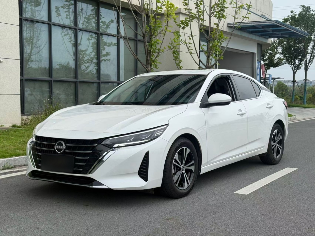 Sylphy 2023 1.6L CVT Enjoy