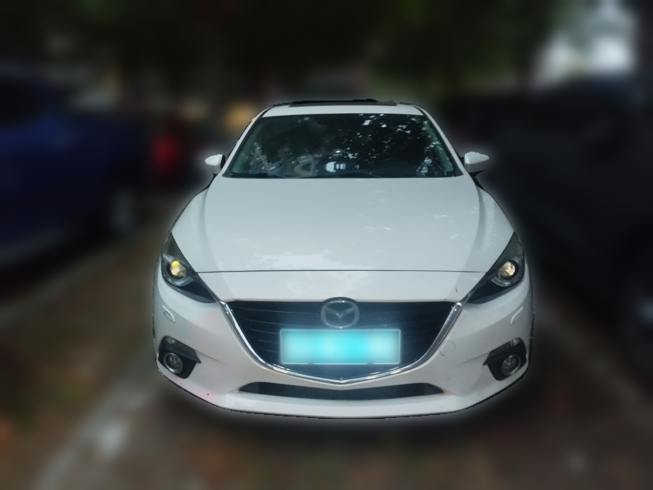 3 Axela 2016 Sedan 2.0L AT Flagship photo 2