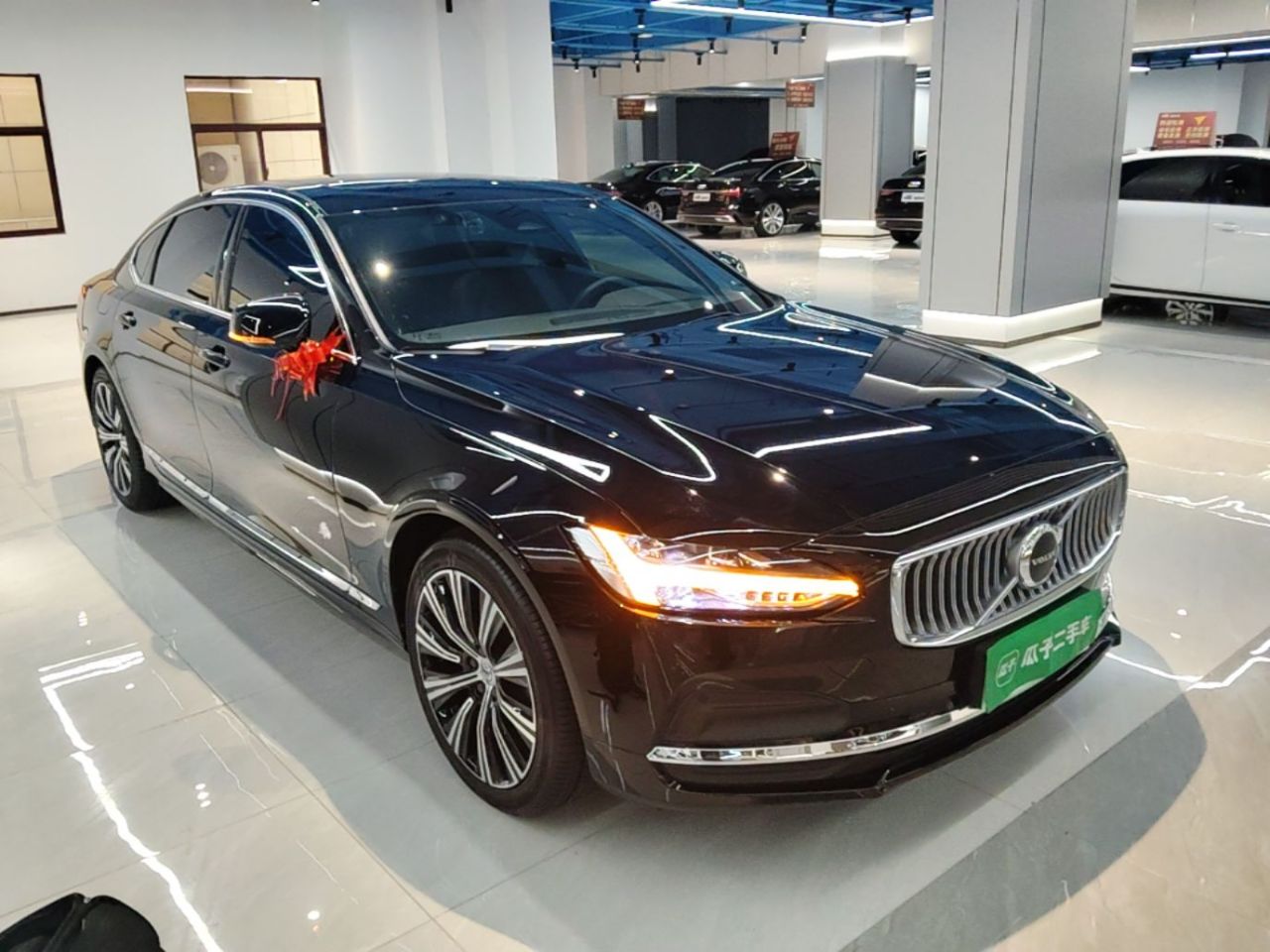 S90 2025 B5 Luxury photo 3