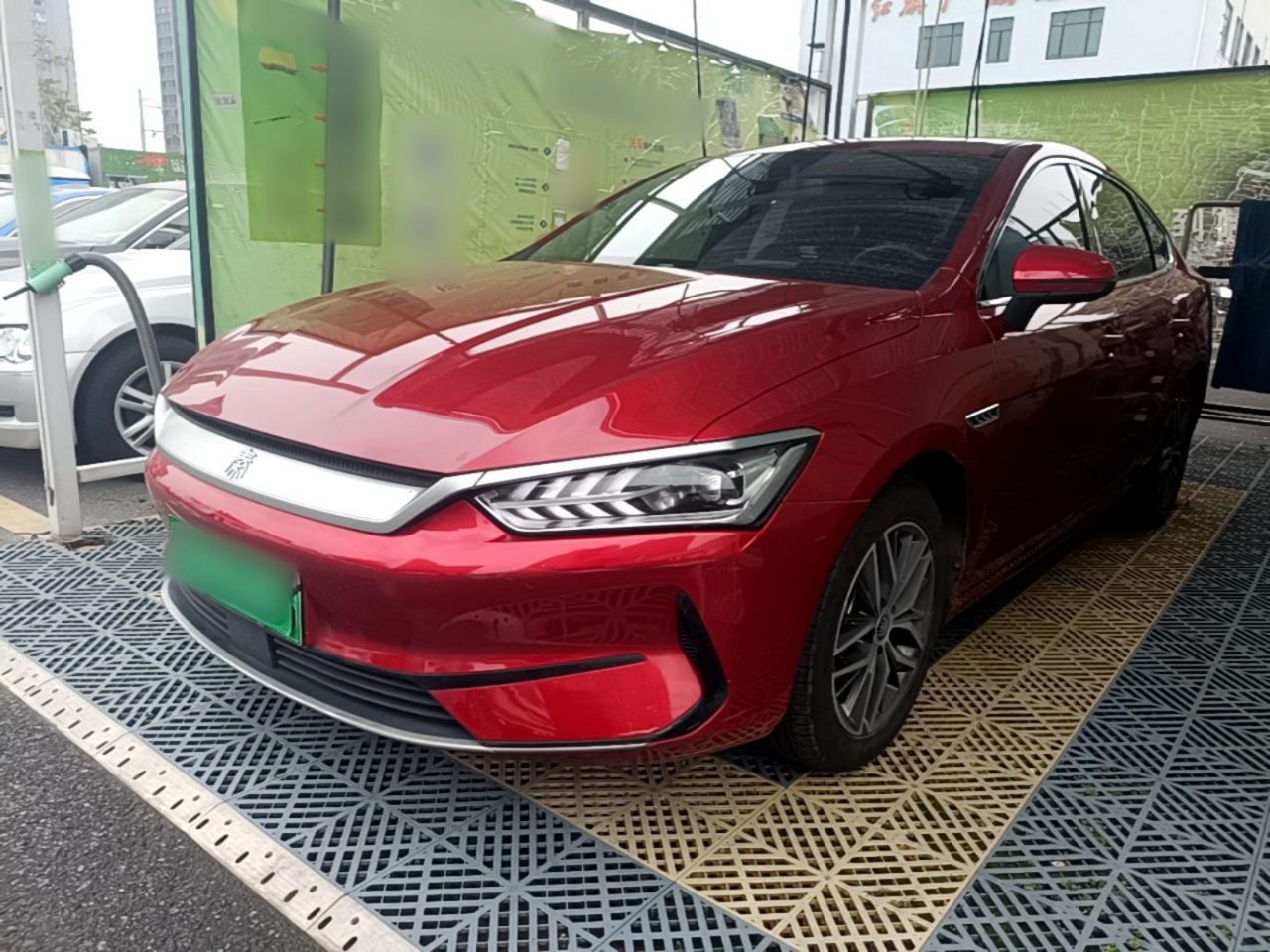 Qin PLUS 2021 EV 400KM Luxury