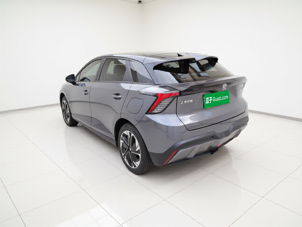 MG4 EV 2022 425km Luxury photo 4