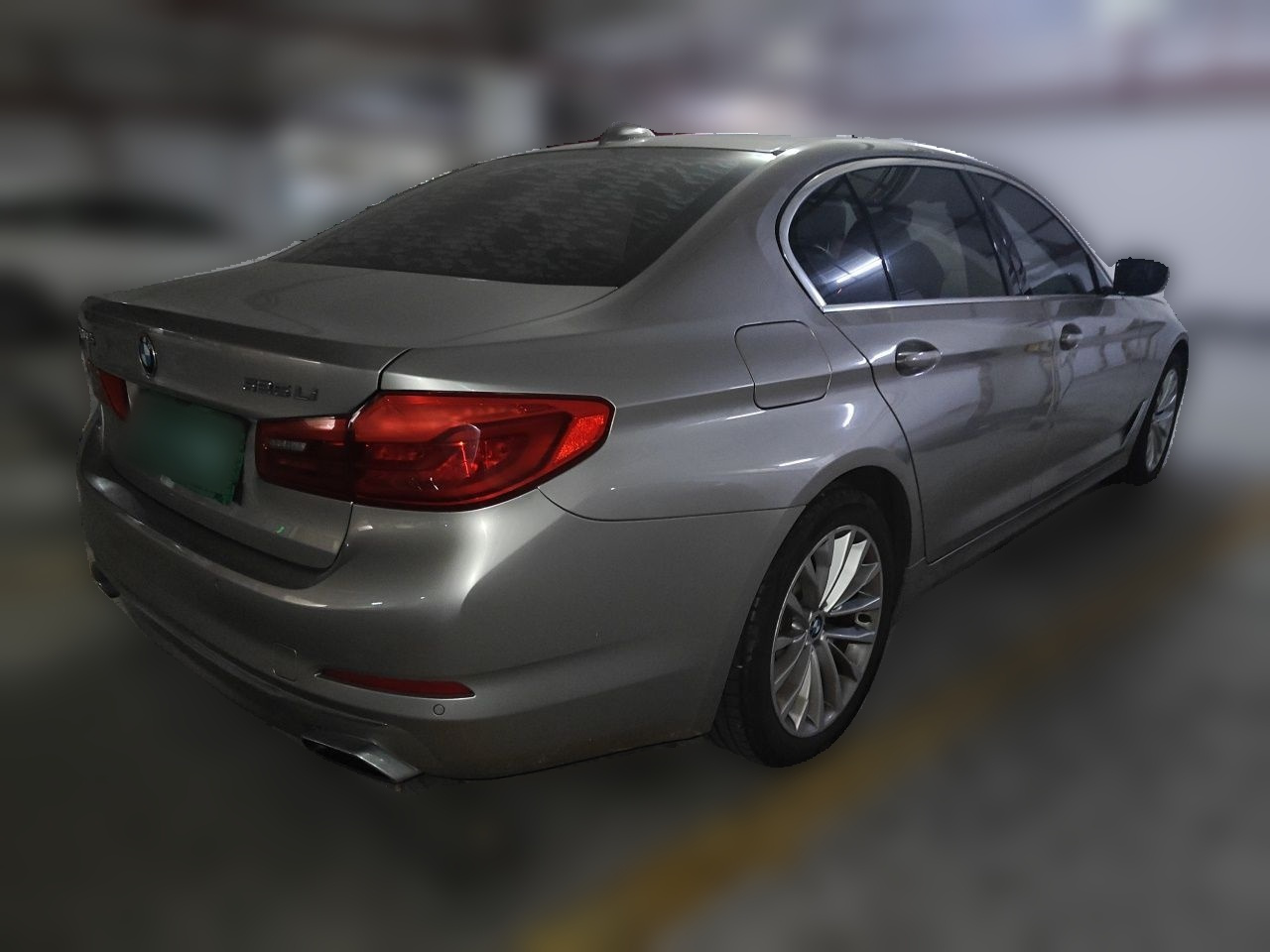 5 Series 2019 525Li Luxury photo 4