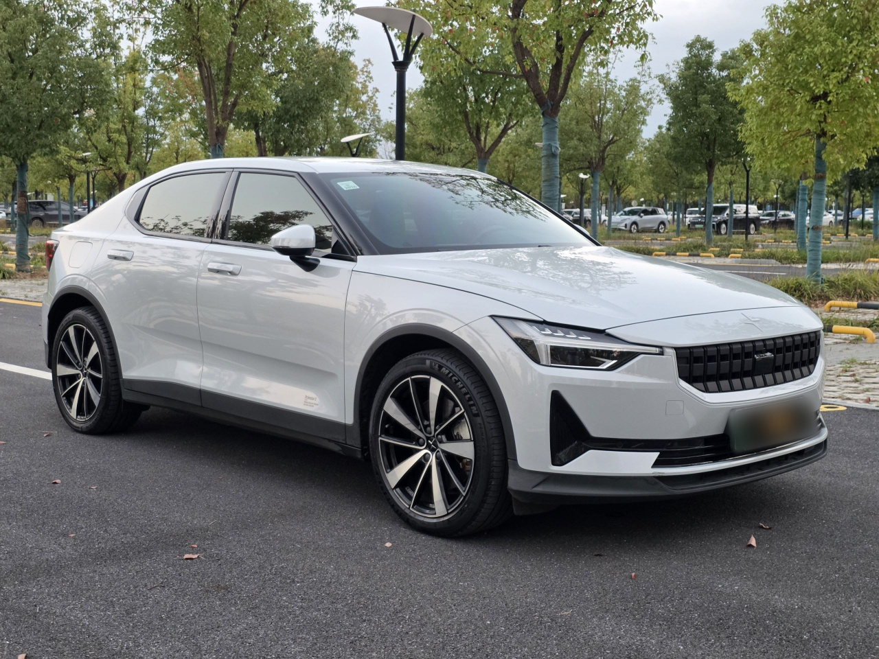 Polestar 2 2021 Standard Range photo 3