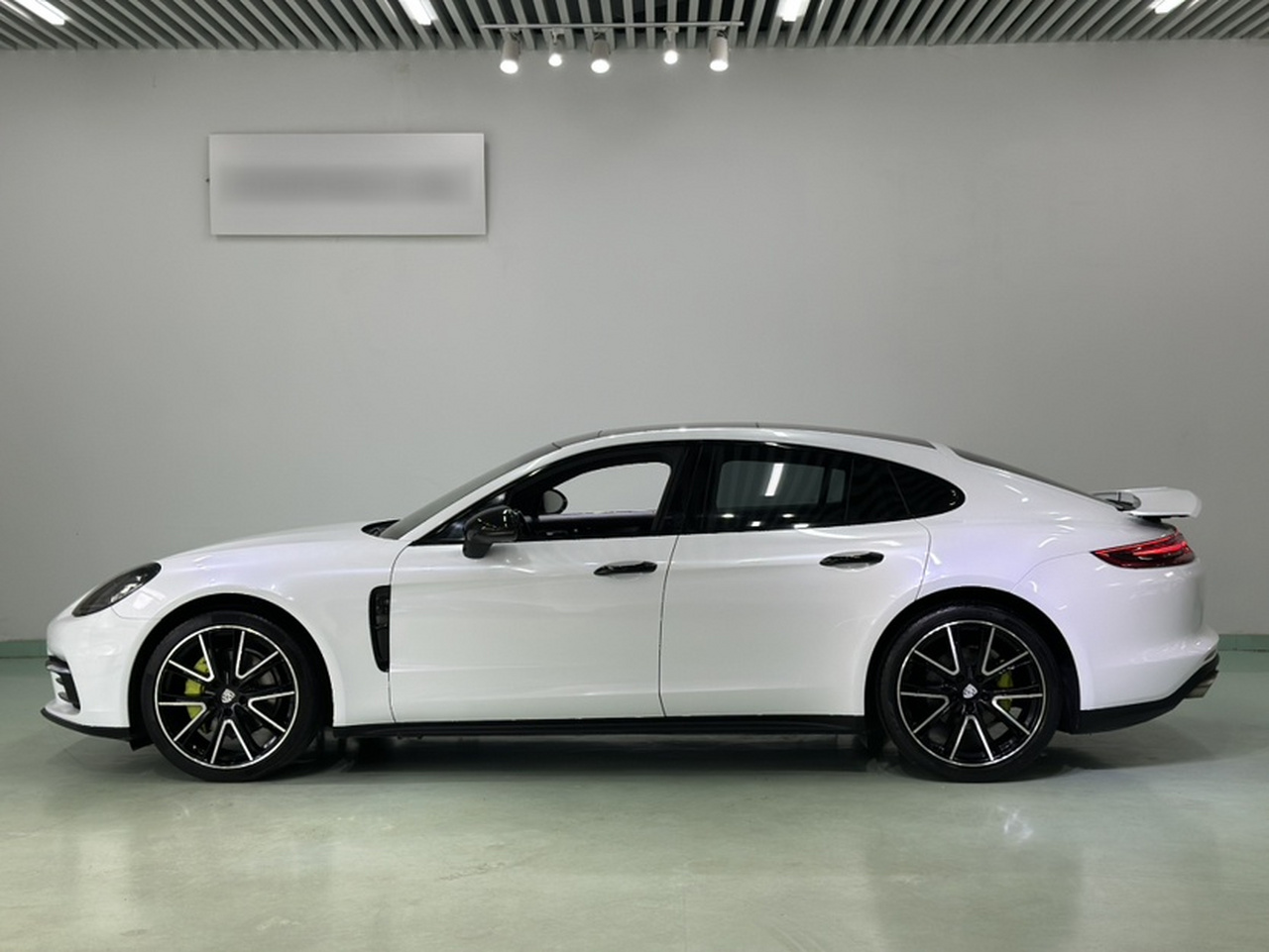 2017 Panamera 3.0T photo 5