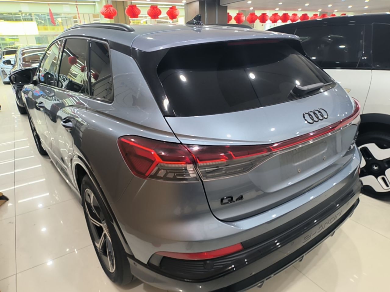 Q4 e-tron 2022 40 e-tron photo 4