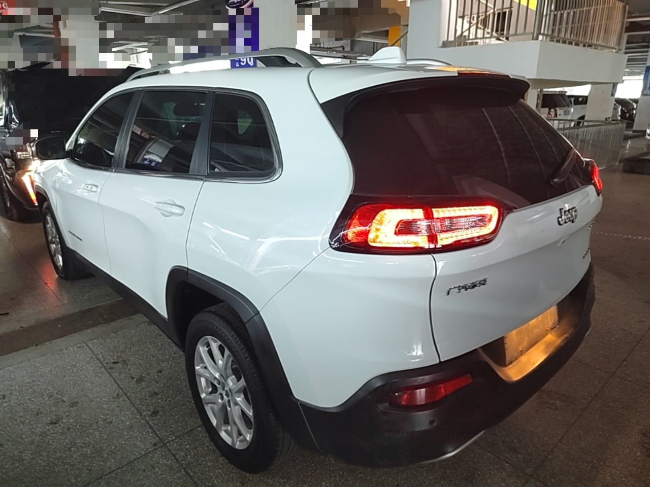 Cherokee 2017 2.0L photo 4