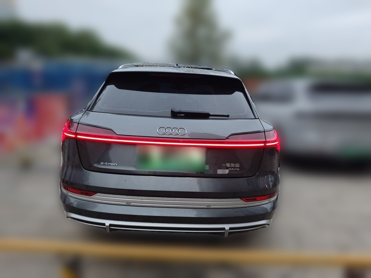 e-tron 2021 50 quattro photo 5