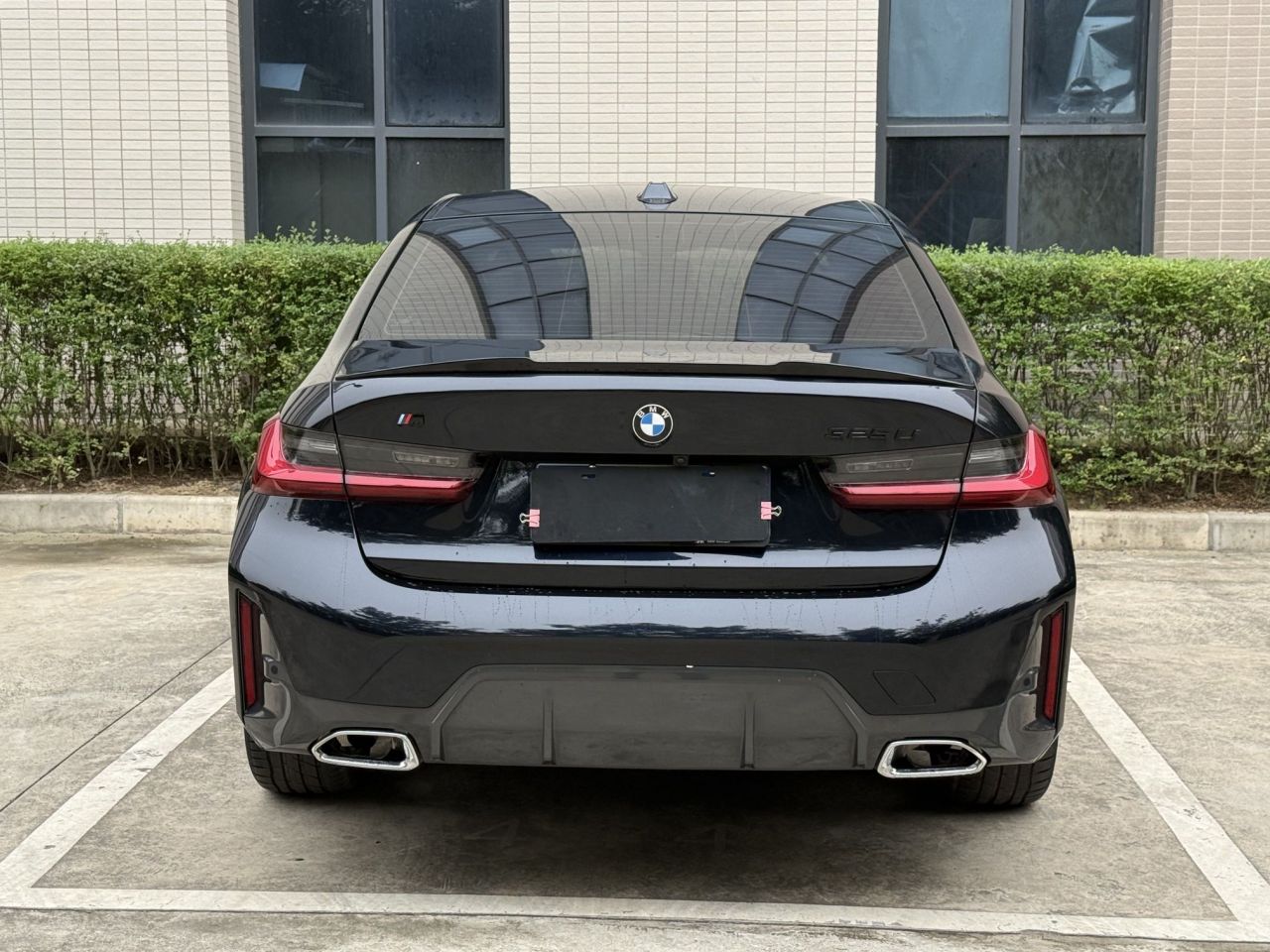 3 Series 2023 325Li M Sport Package photo 5