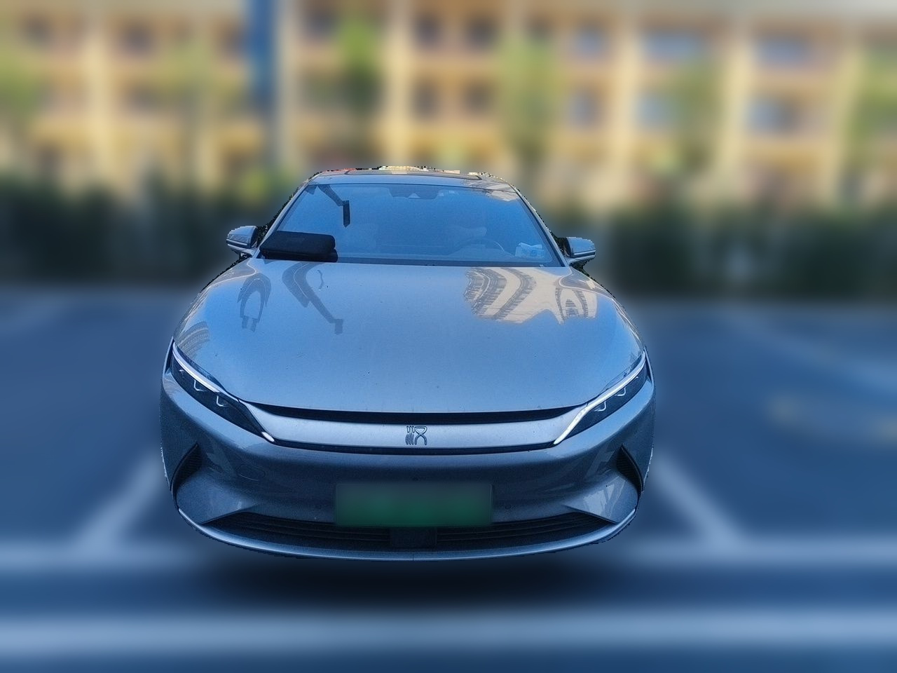 Han 2021 EV Standard Range Luxury photo 2