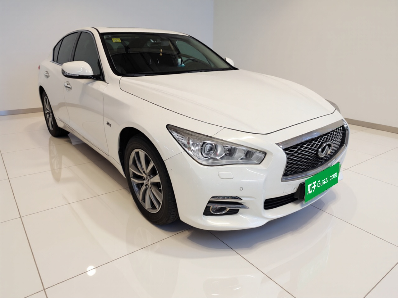 Q50 2014 2.0T Comfort photo 3
