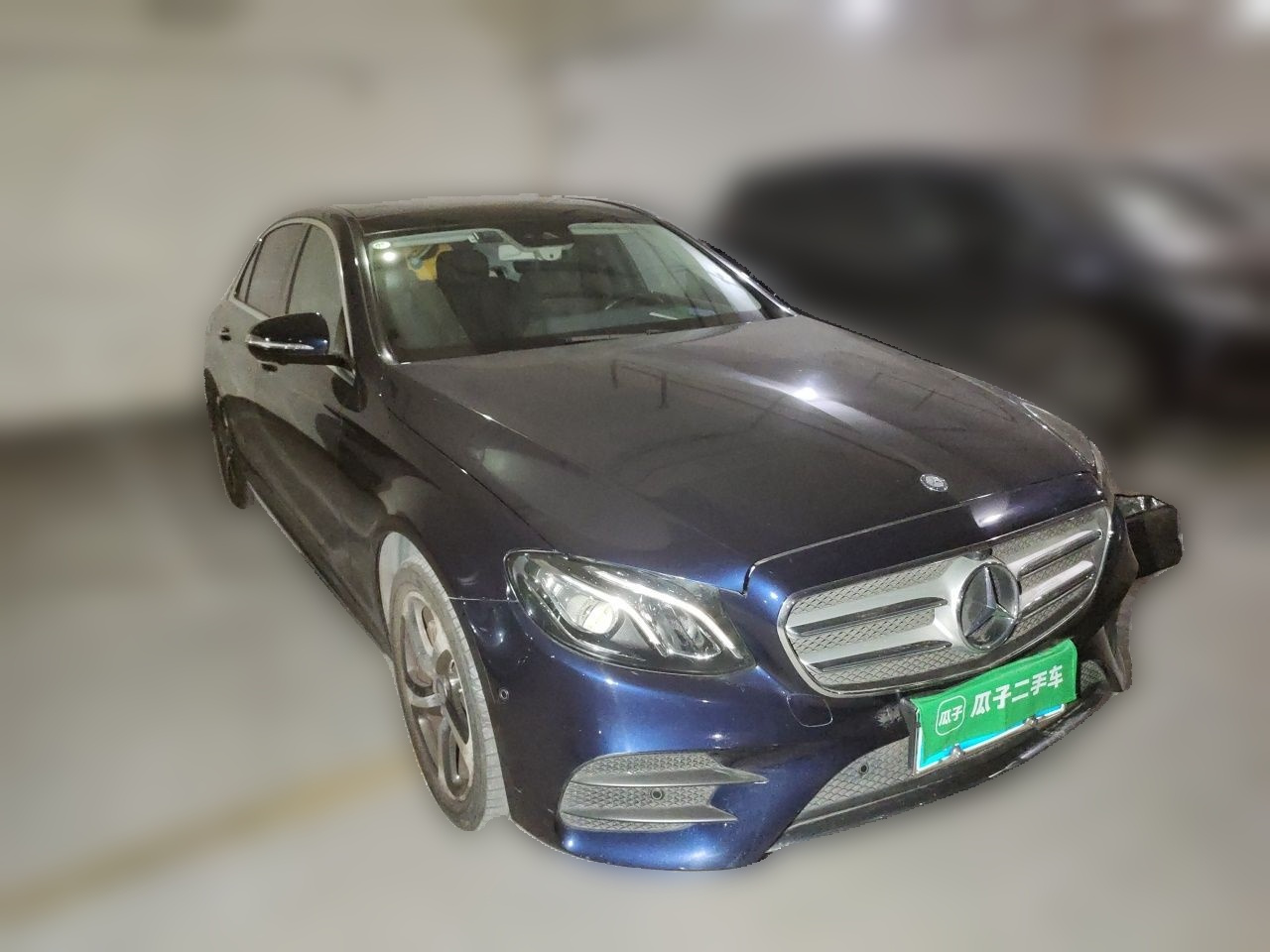 E-Class 2017 E 300 L Sport Luxury photo 3