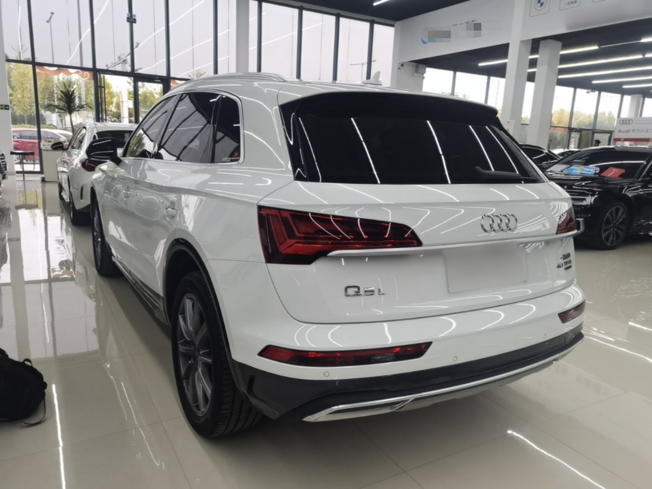 Q5L 2023 40T Luxury photo 4