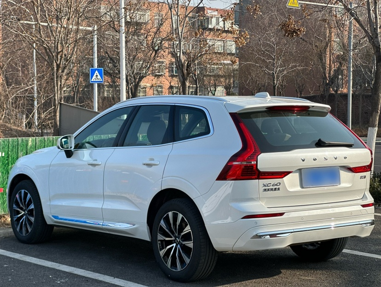 XC60 2023 B5 AWD Luxury photo 4