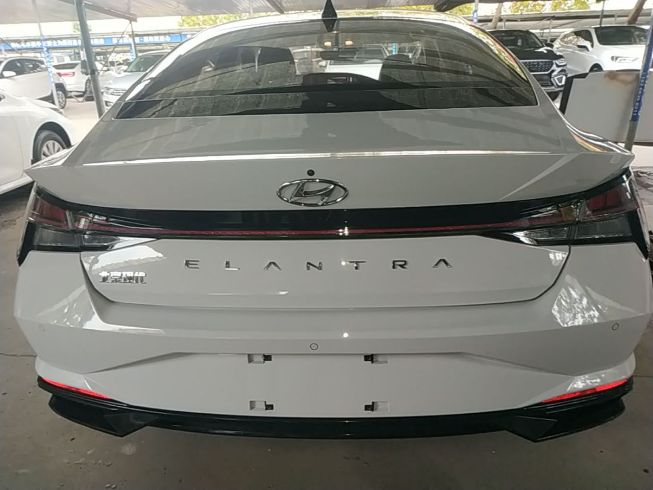 Elantra 2021 1.5L CVT LUX Premium photo 5