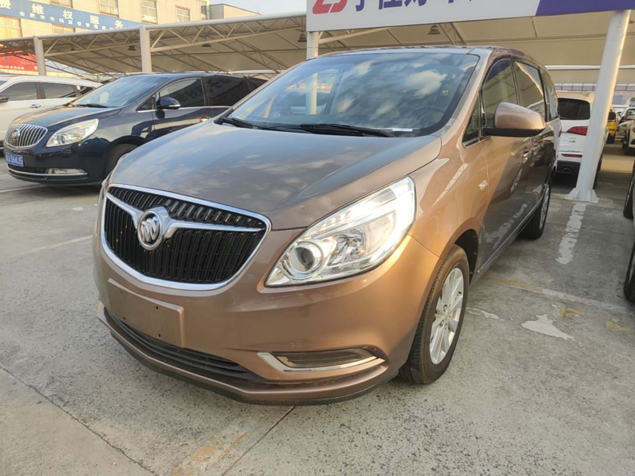 GL8 2018 28T Luxury China VI