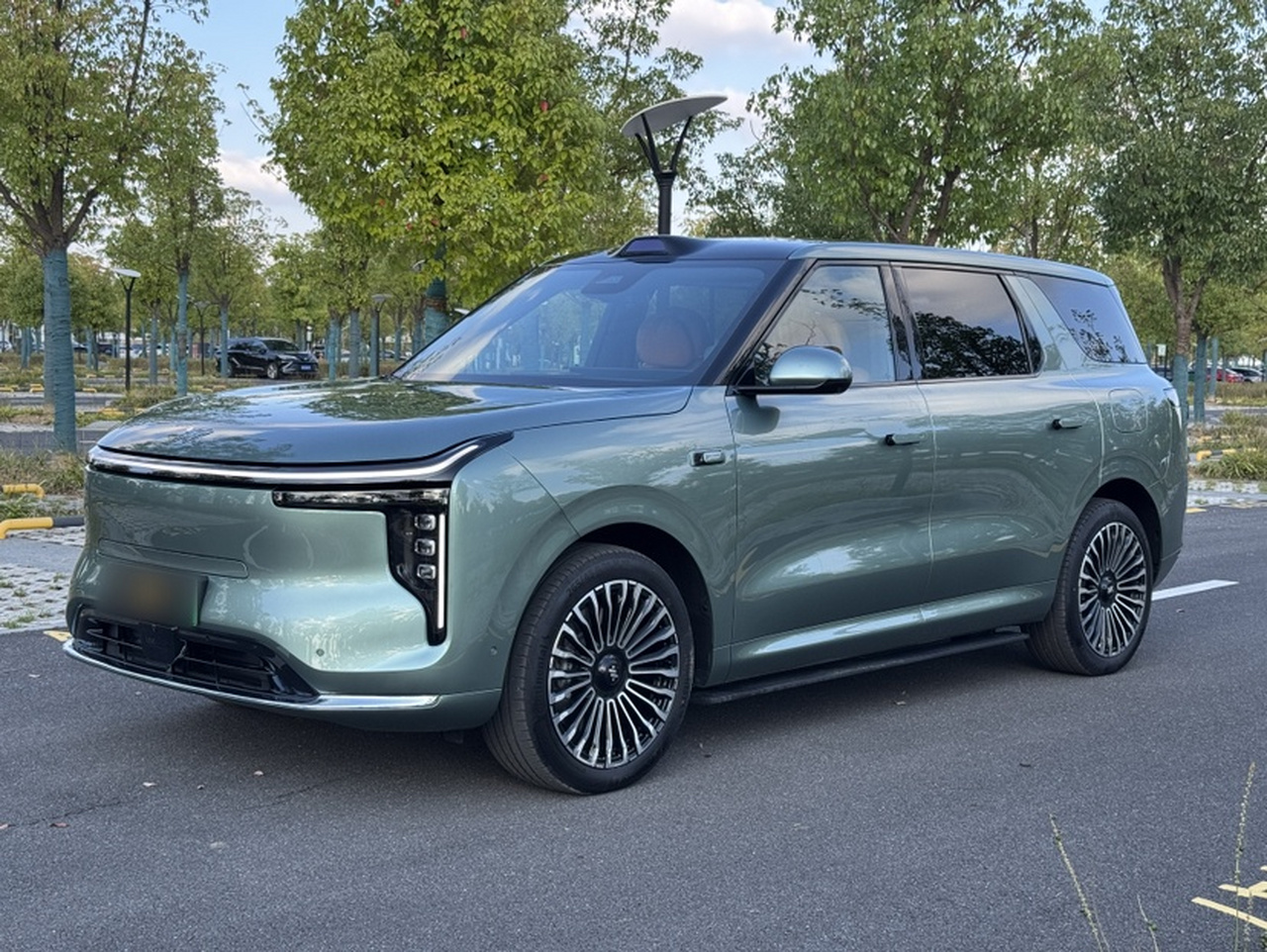 IM Motors LS8 2026 52 Max+ 6-Seater