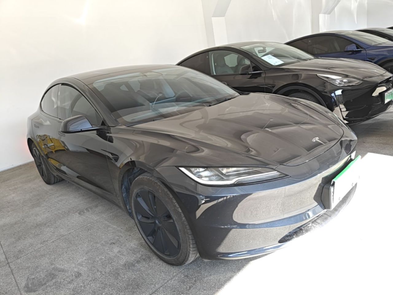 Model 3 2025 RWD photo 3
