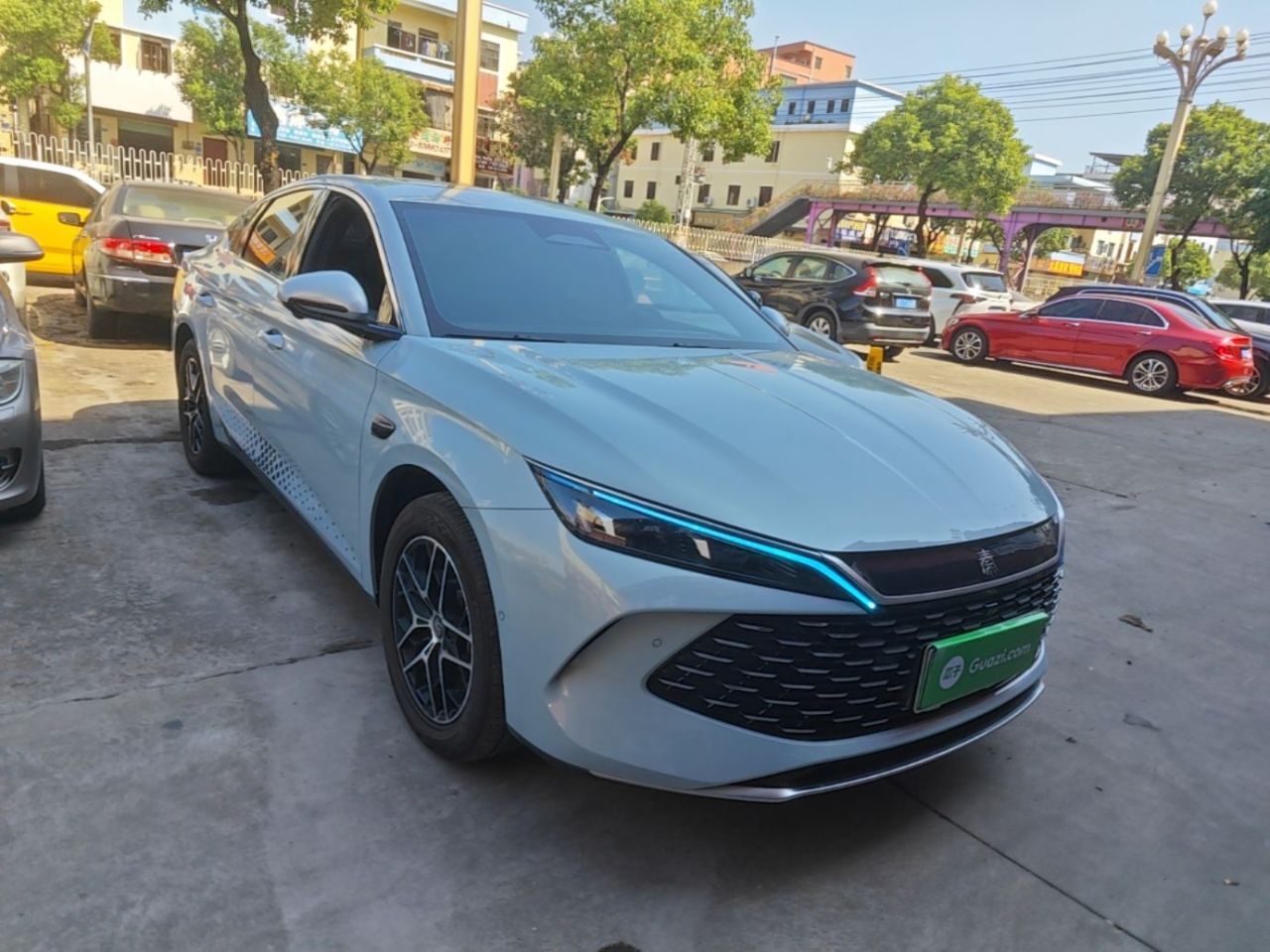 Qin L 2026 DM-i 210KM photo 3