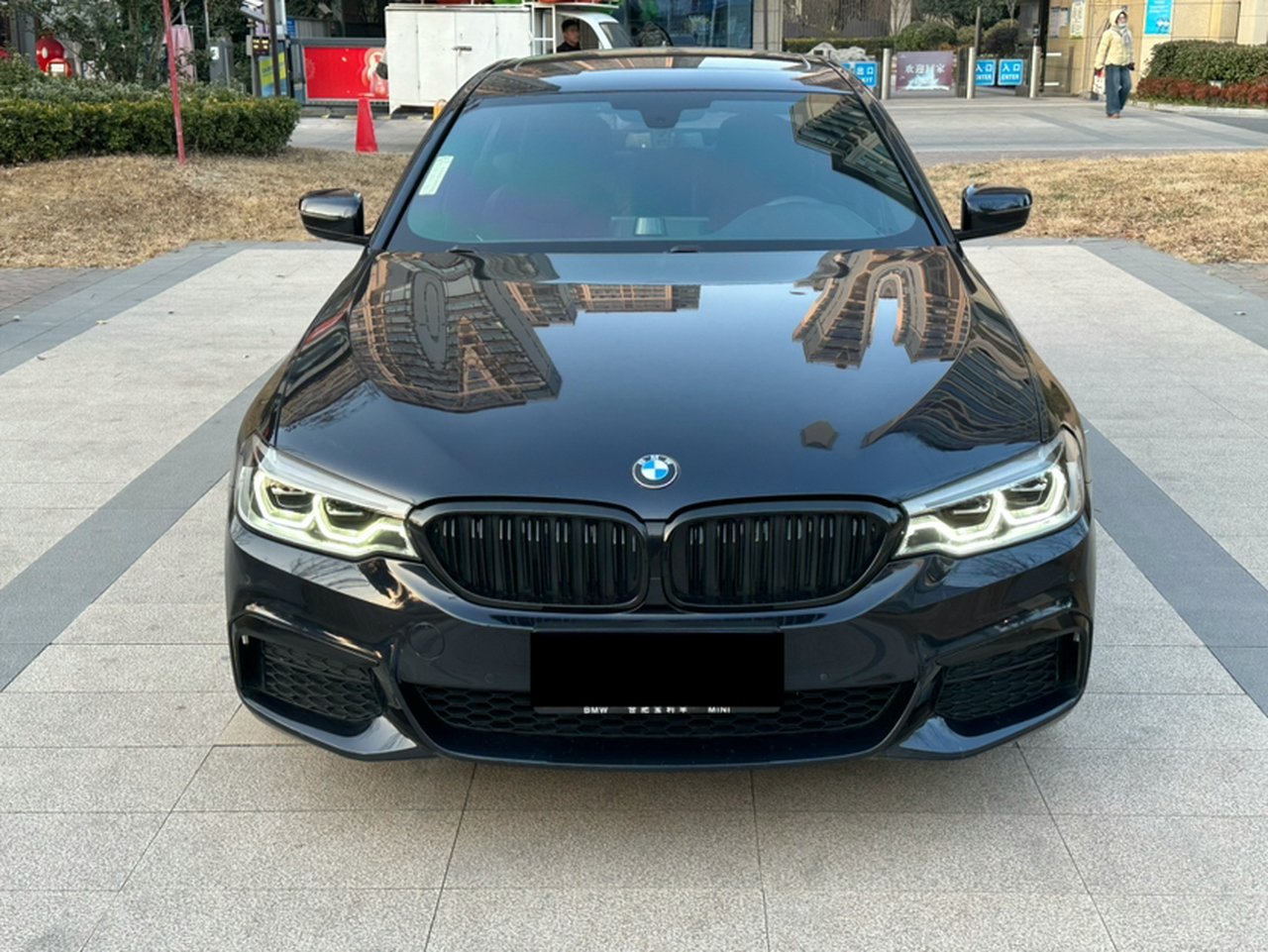 5 Series 2020 530Li Leading M Sport Package photo 4