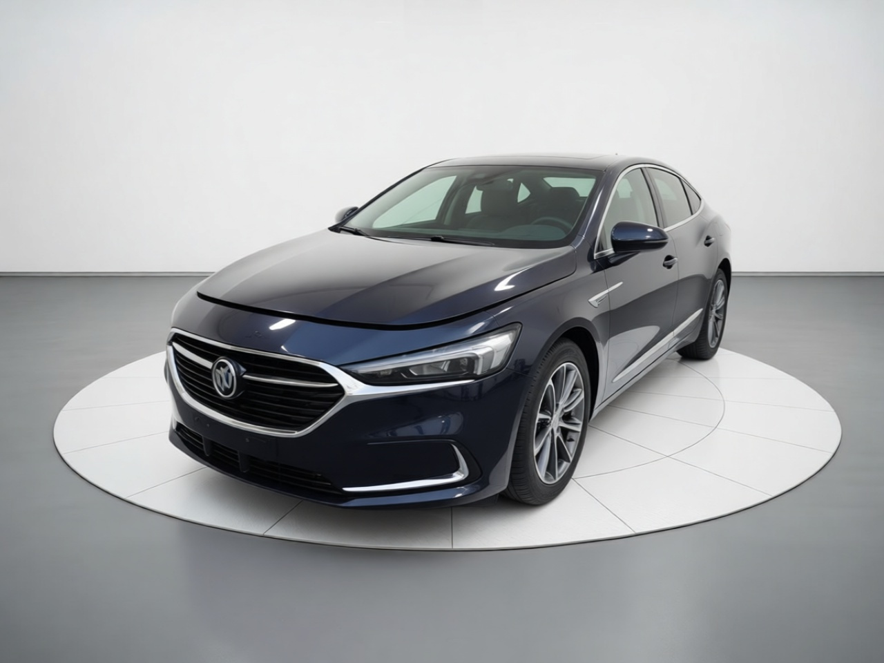 LaCrosse 2022 652T Luxury