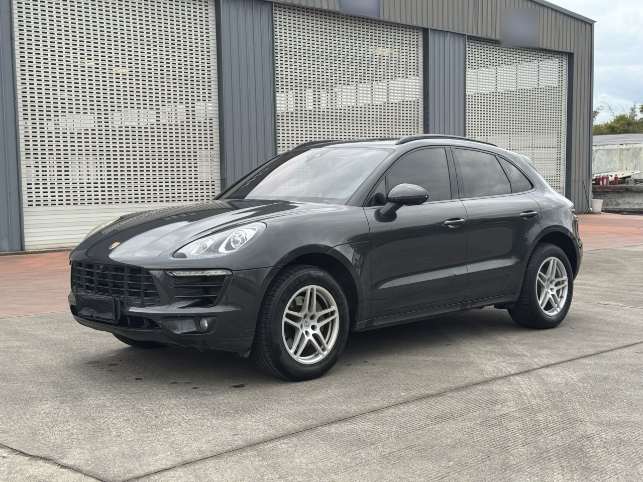2017 Macan 2.0T