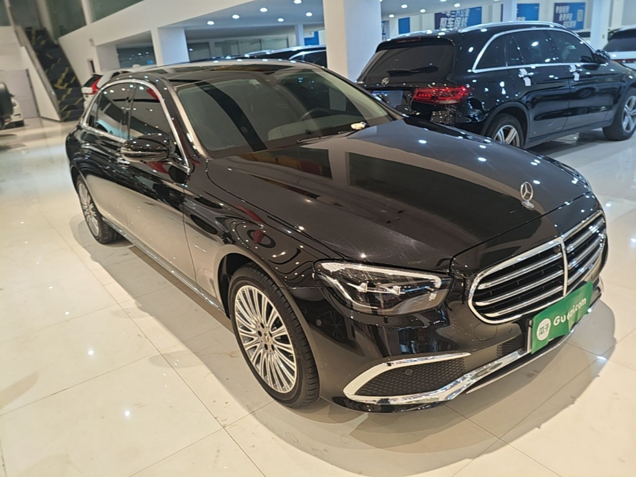 E-Class 2023 Facelift E 300 L Luxury photo 3