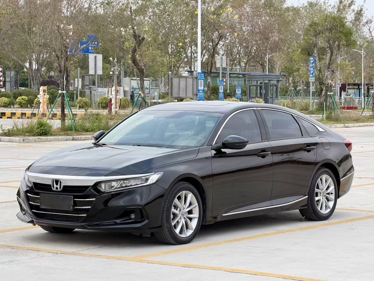 Accord 2022 260TURBO Luxury