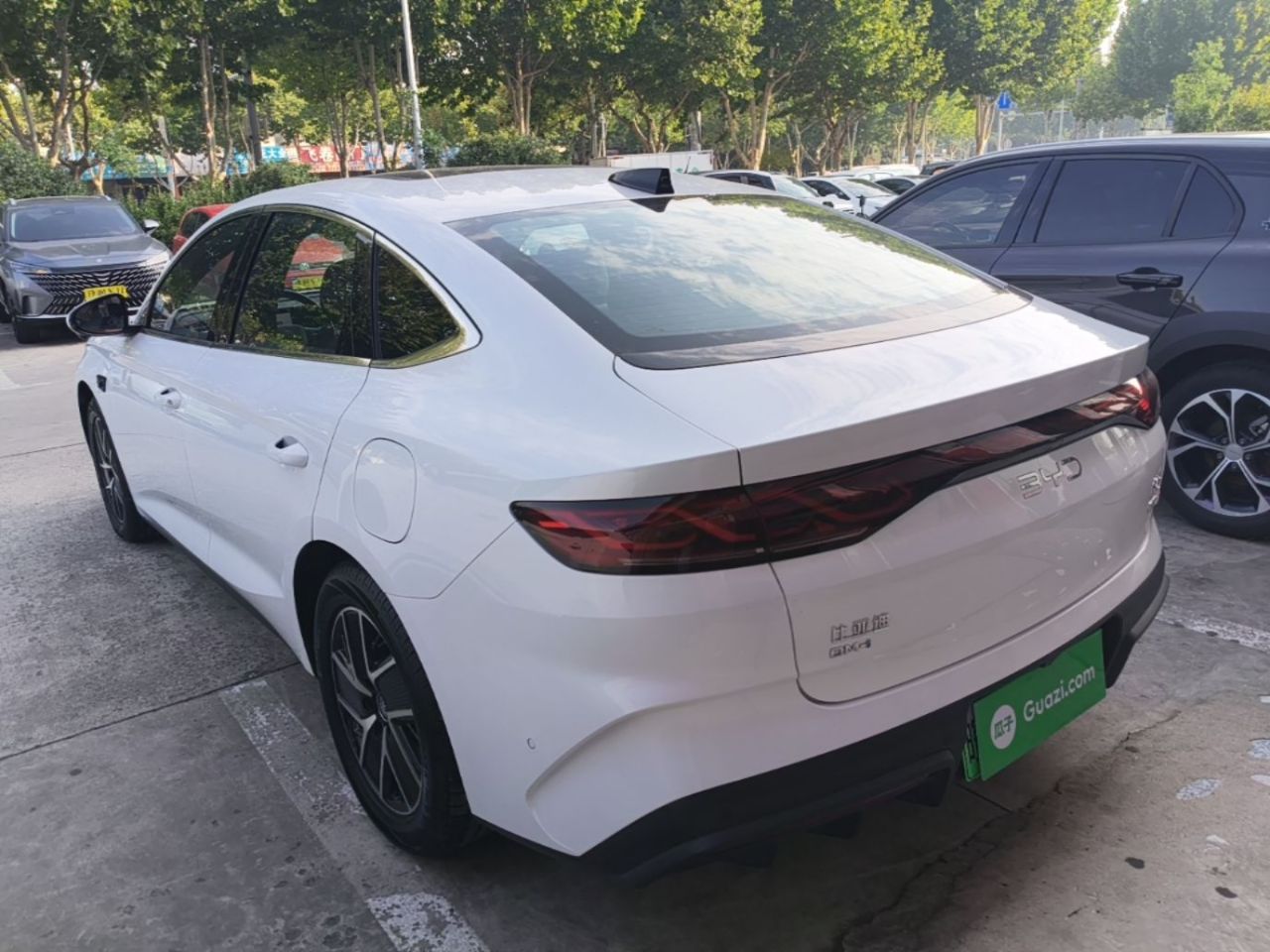 Qin L 2025 DM-i ADAS 120KM photo 4