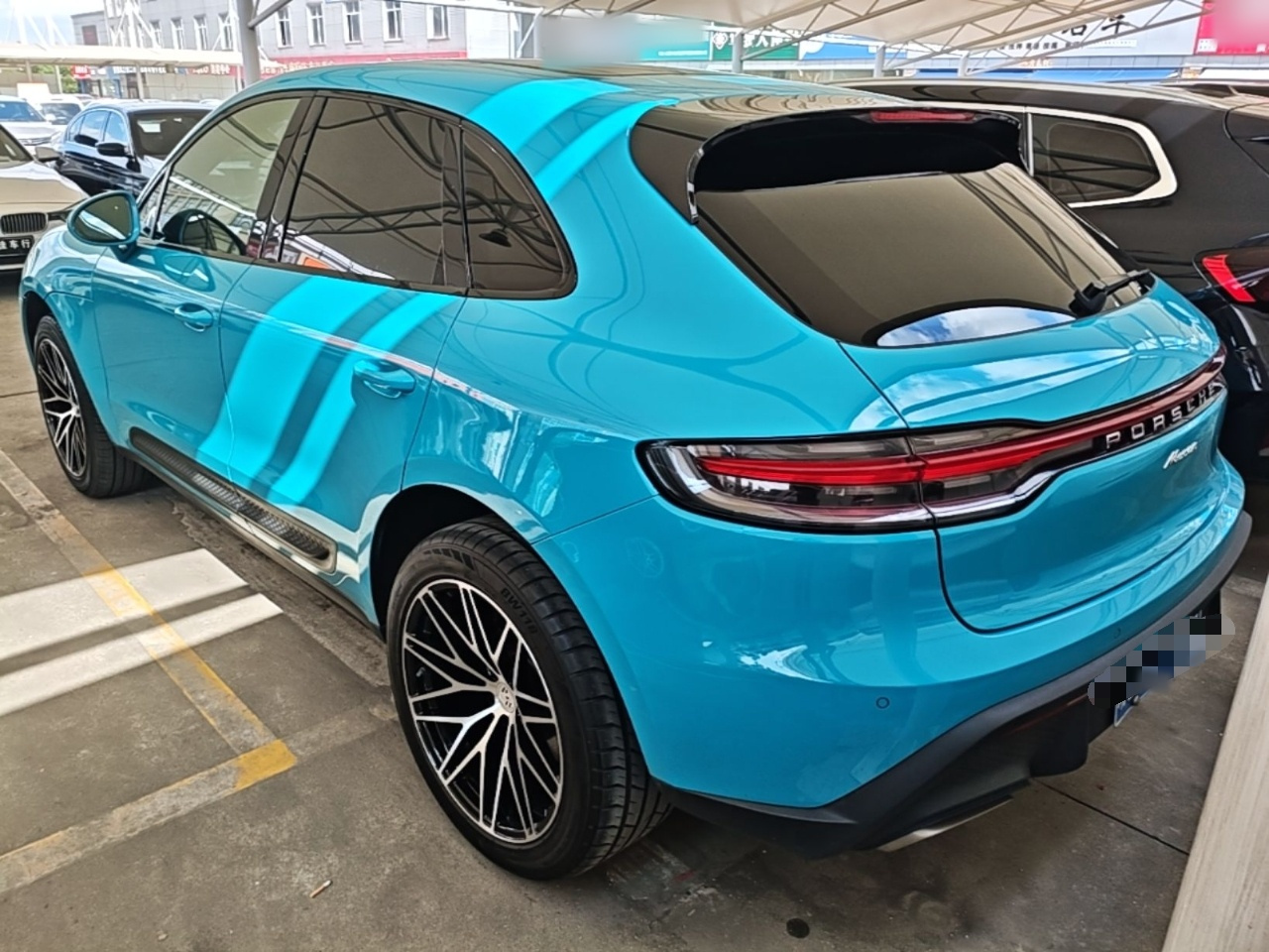 2022 Macan 2.0T photo 4