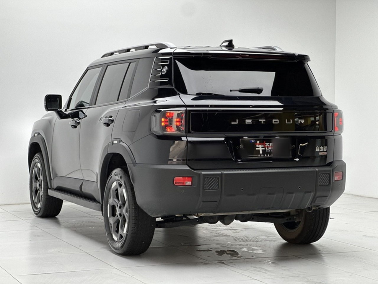 2025 2.0TD XWD photo 2