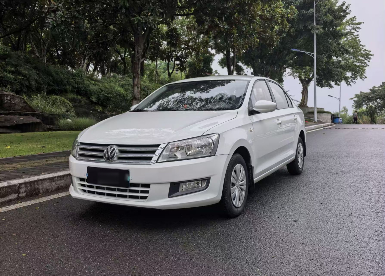 Santana 2015 1.6L MT