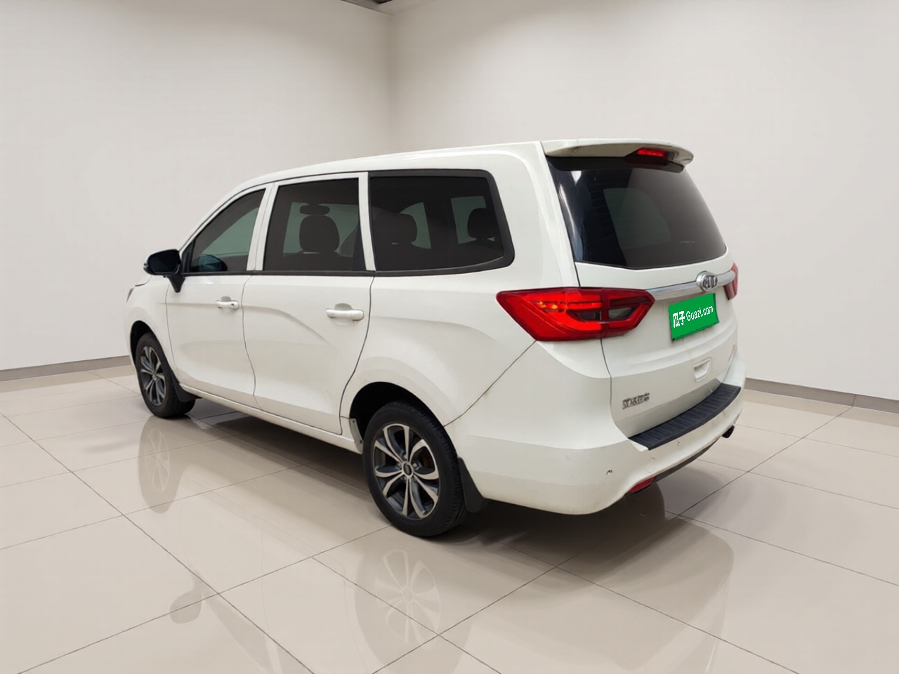 JAC Refine R3 2018 1.6L MT Comfort photo 3