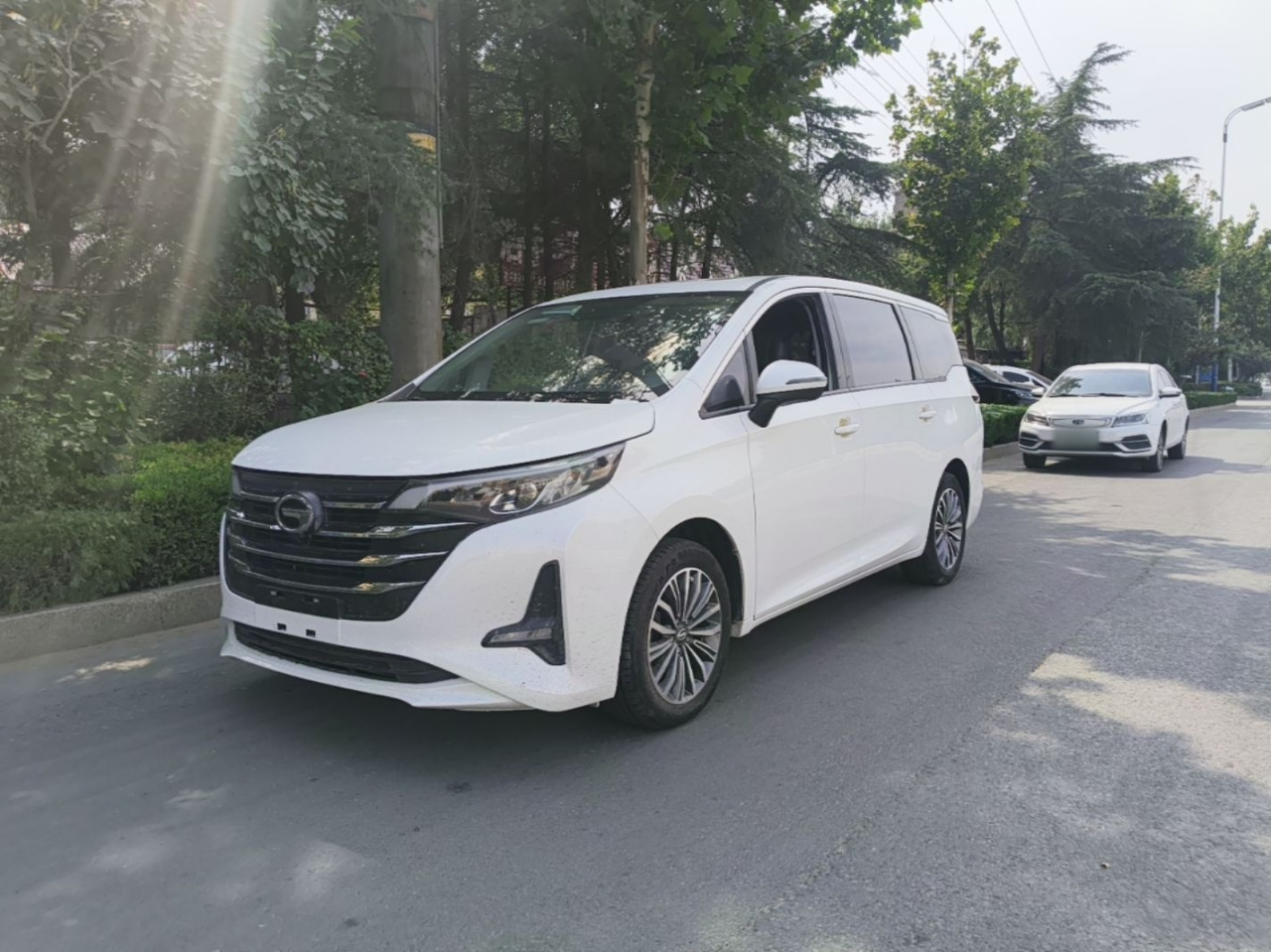 GAC Trumpchi M6 2019 270T AT Exclusive 7-Seater China V