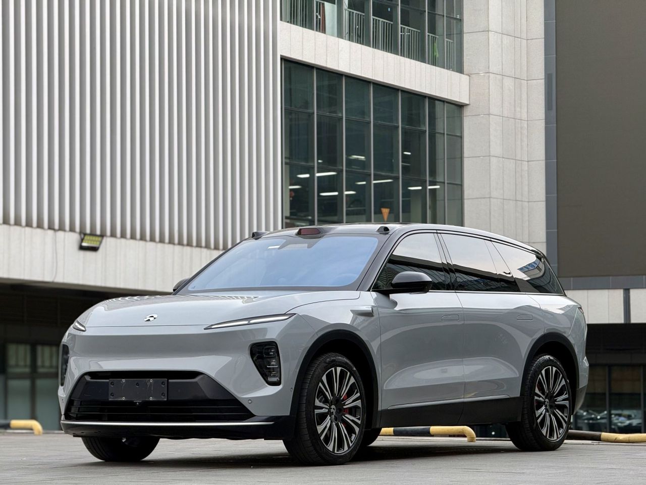 ES8 2023 75kWh