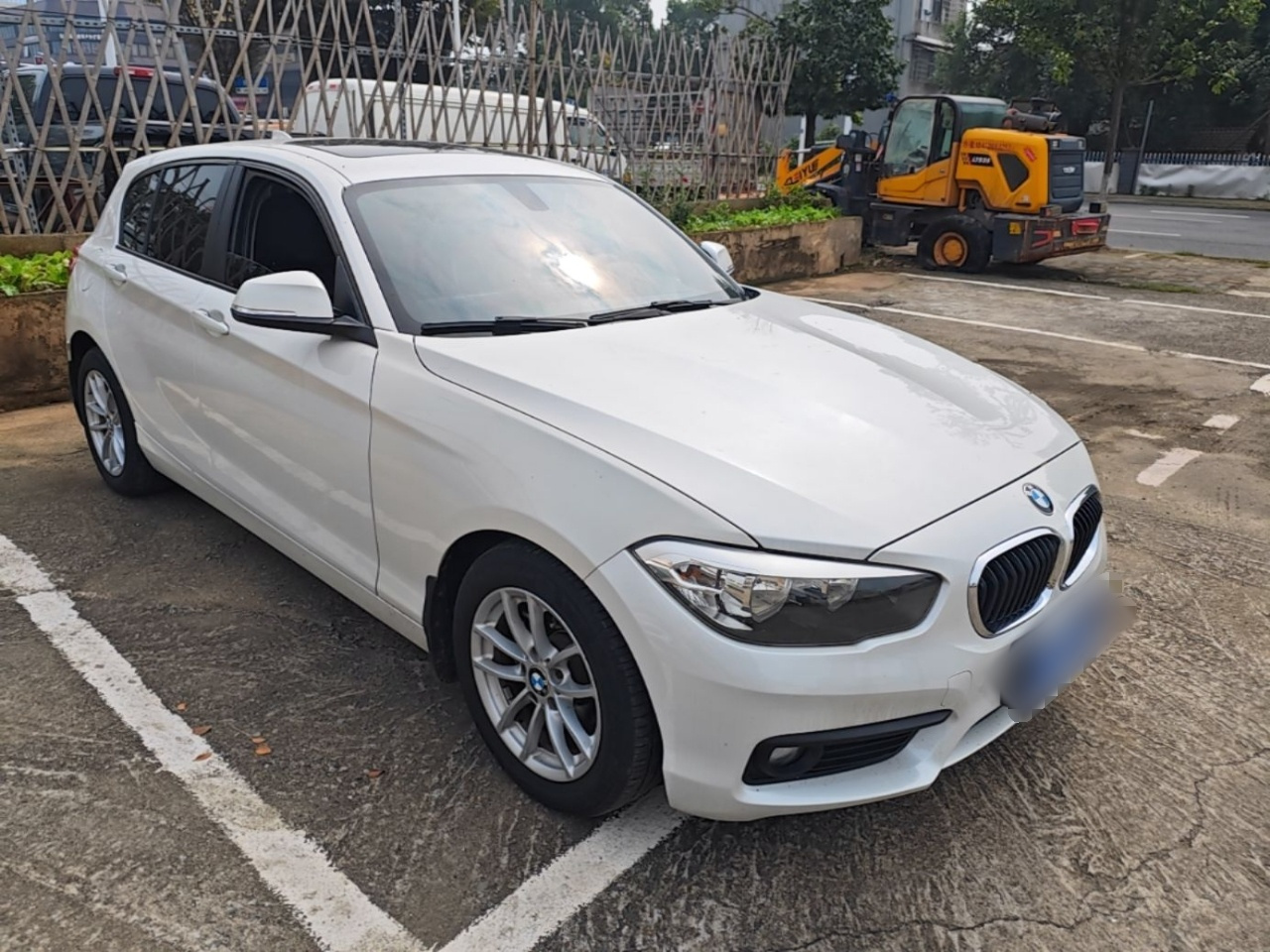 1 Series Imported 2016 118i Leading photo 3