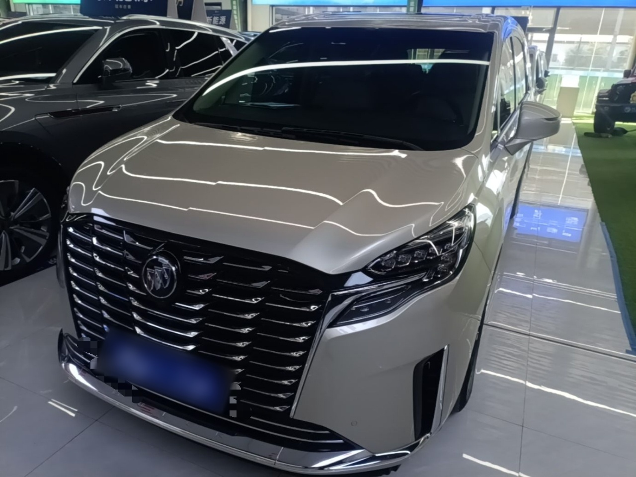 GL8 2023 ES Exclusive