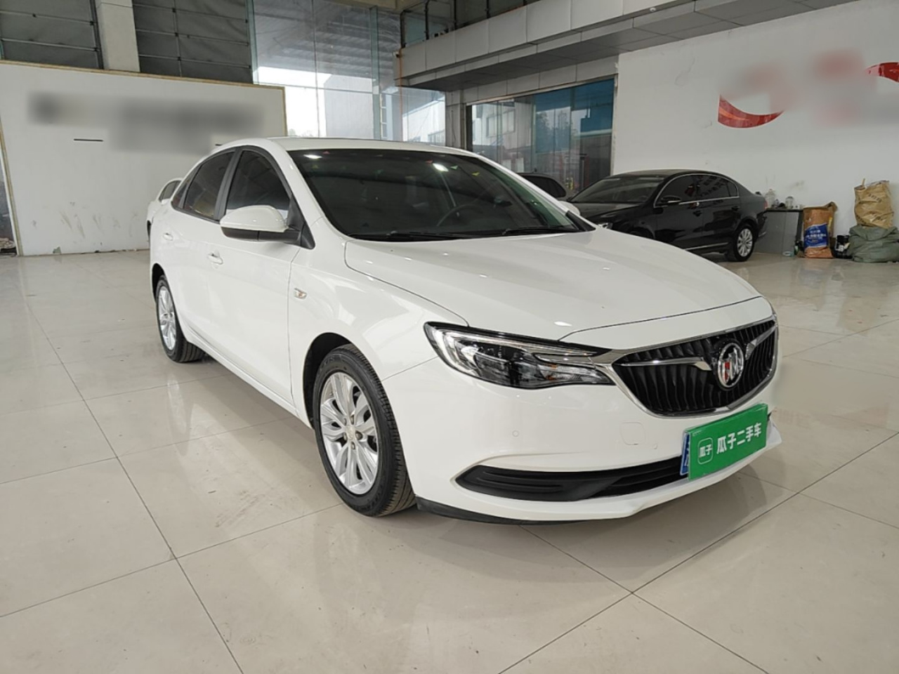 Excelle 2021 Facelift Classic 1.5L AT Elite photo 3
