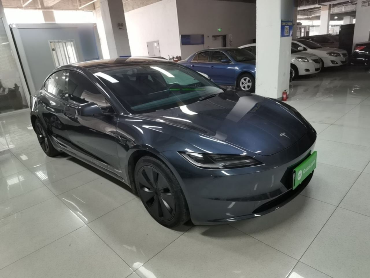 Model 3 2023 RWD photo 3