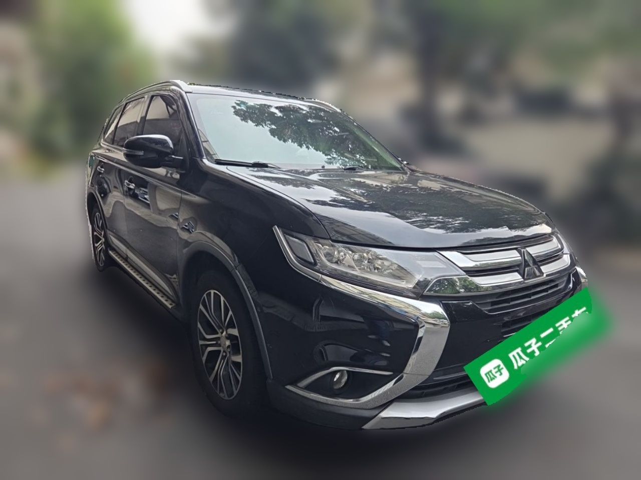 Outlander 2018 2.4L AWD Luxury 7-Seater photo 3