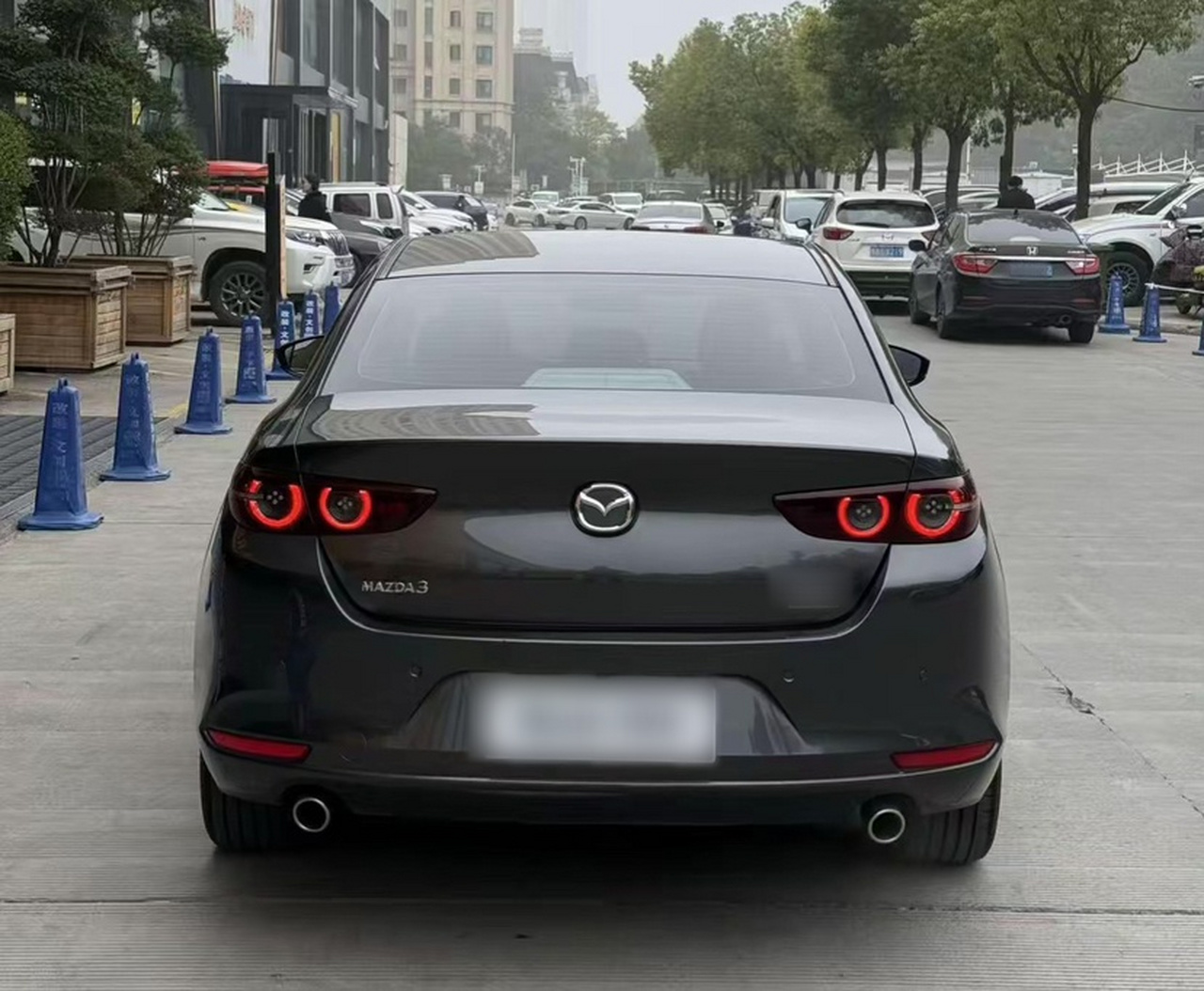 3 Axela 2021 2.0L AT photo 3