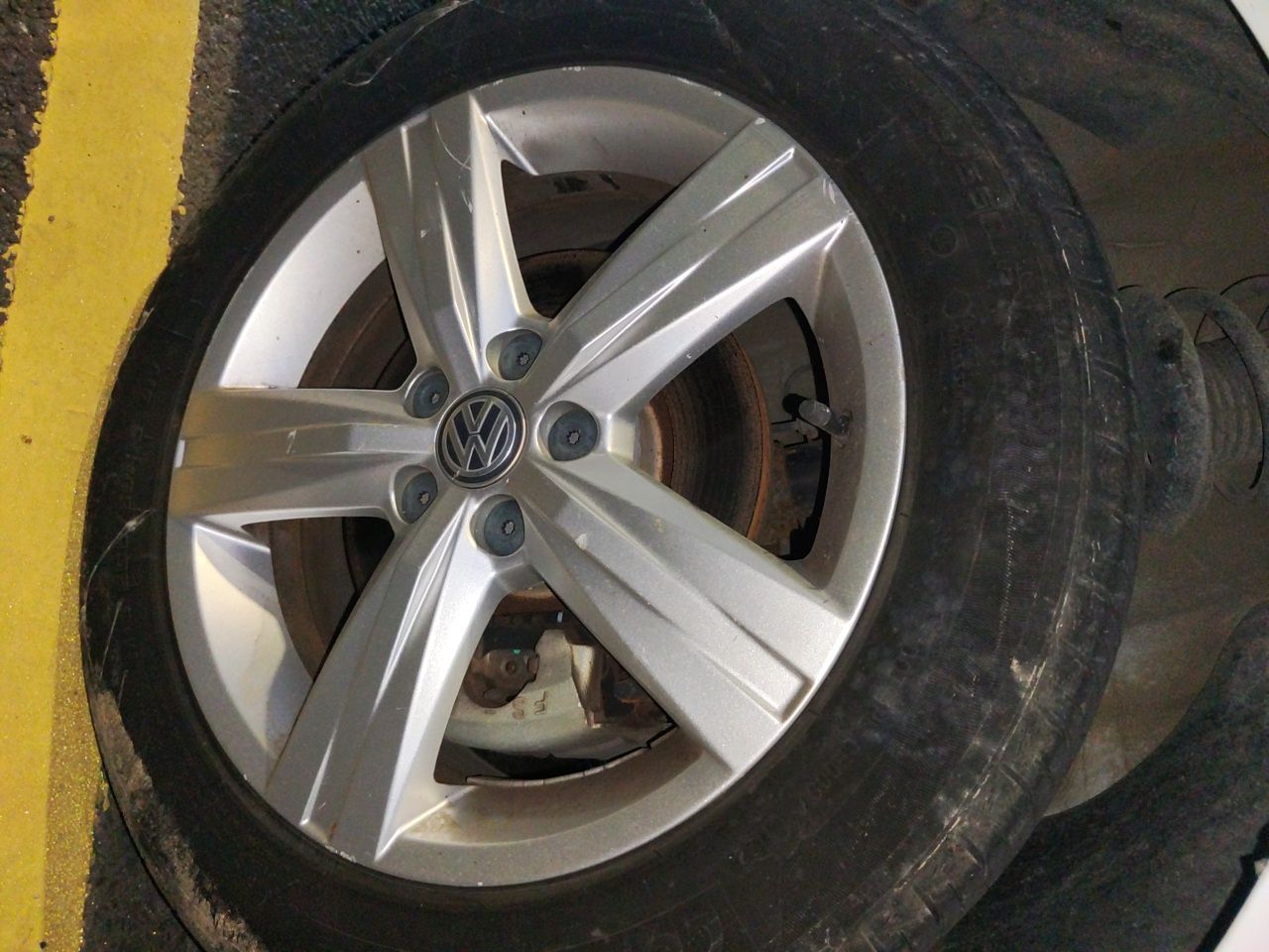 Lavida 2017 1.6L AT photo 2