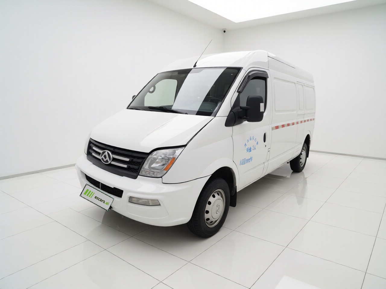 MAXUS V80 2021 2.0T MT Classic Long Wheelbase 3-Seater