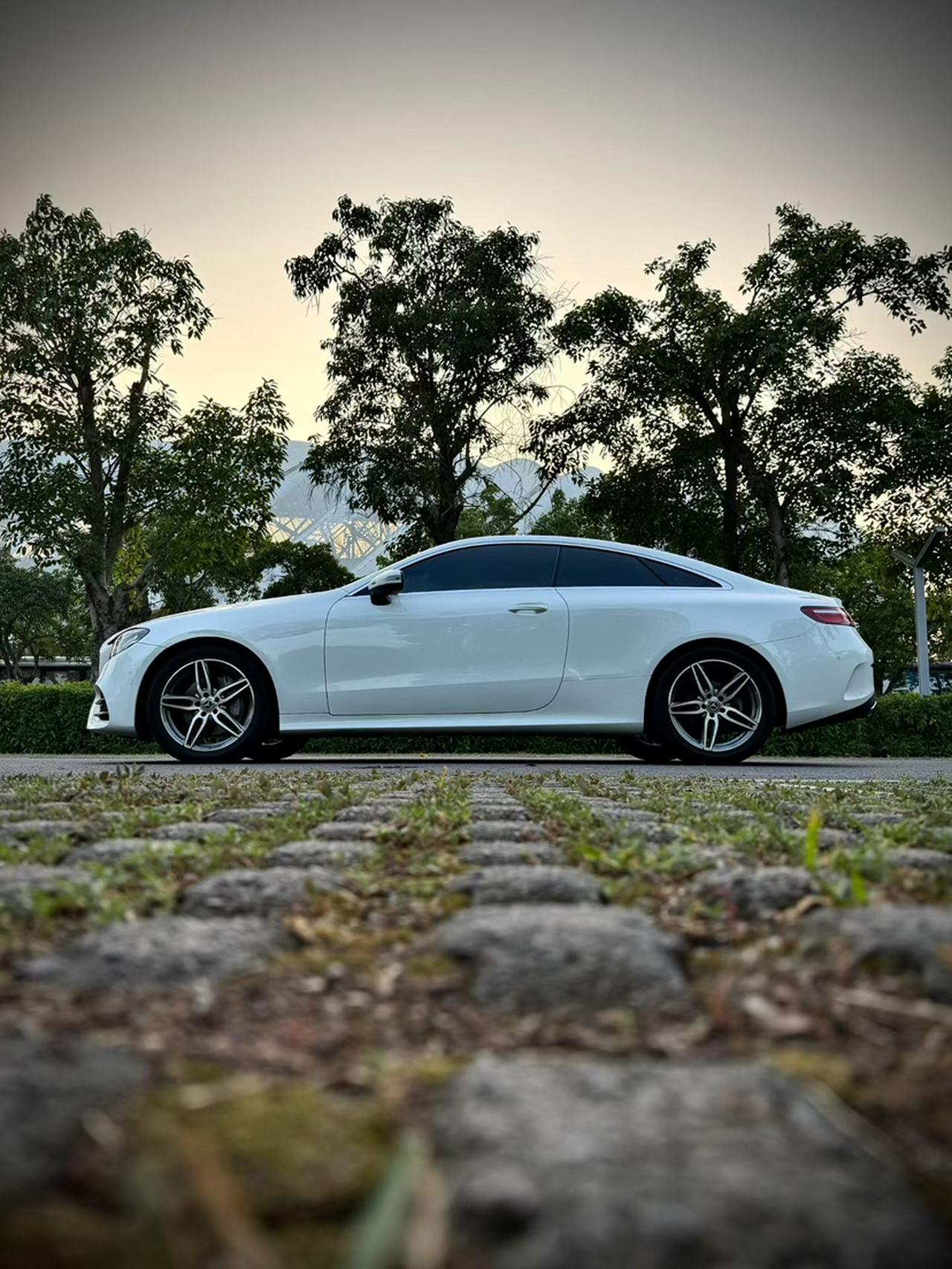 E-Class Imported 2018 E 200 Coupe photo 2