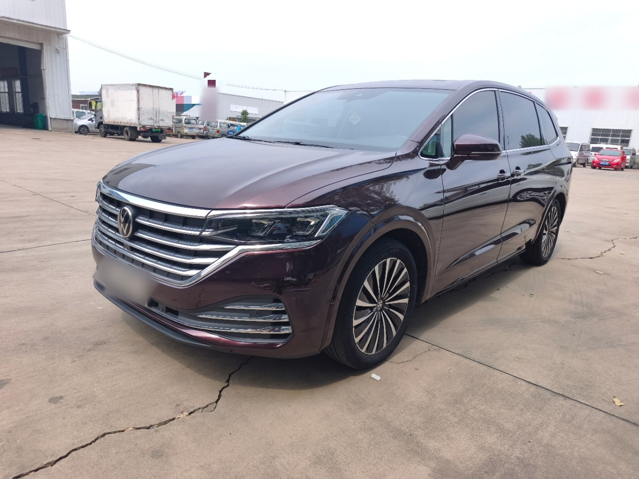 Viloran 2022 380TSI Premium