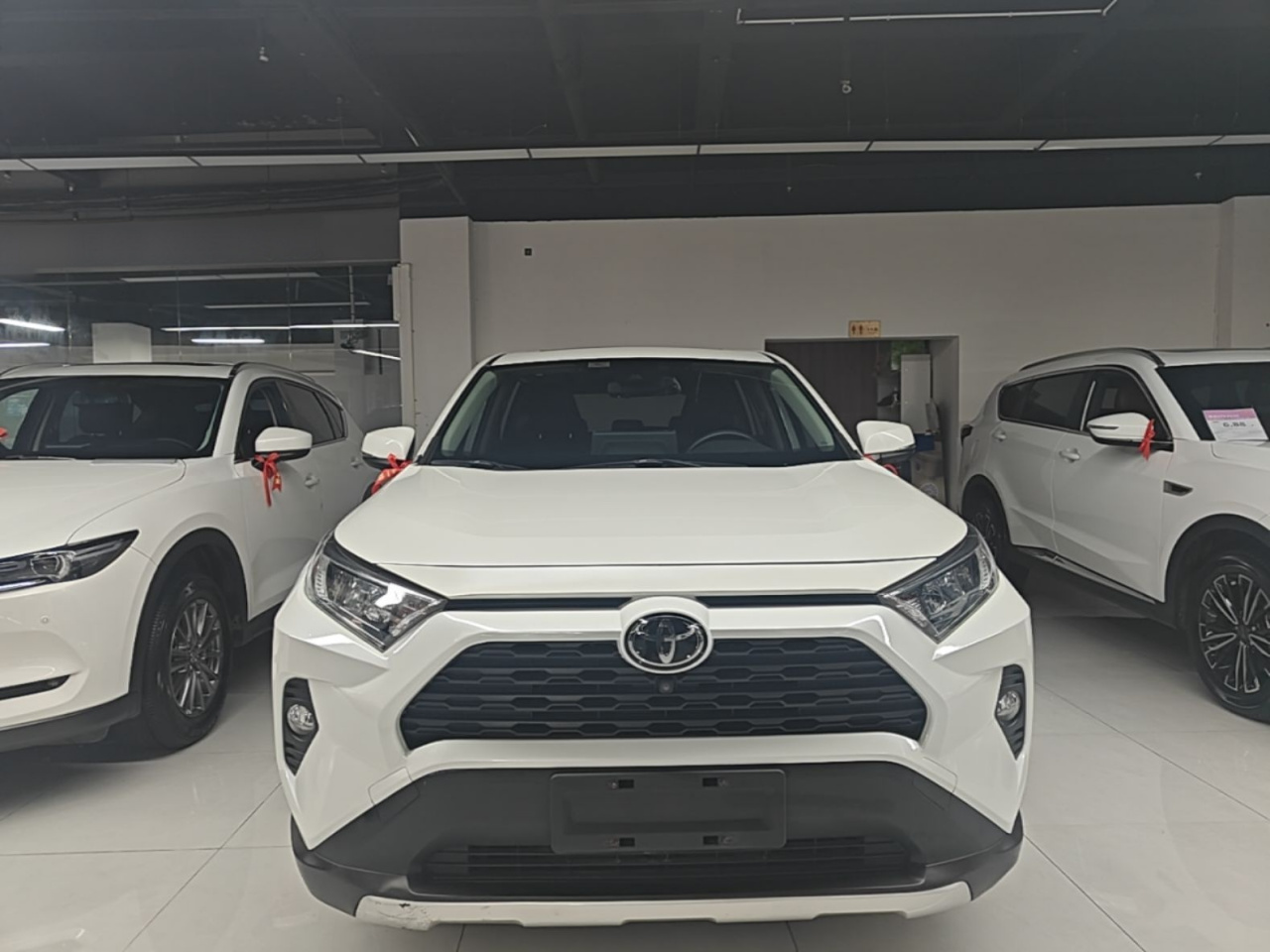 RAV4 2020 2.0L CVT AWD photo 2