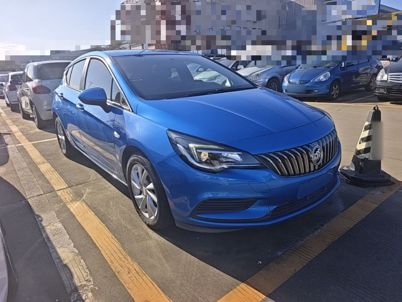 Verano 2016 Hatchback 15S AT Progressive photo 3