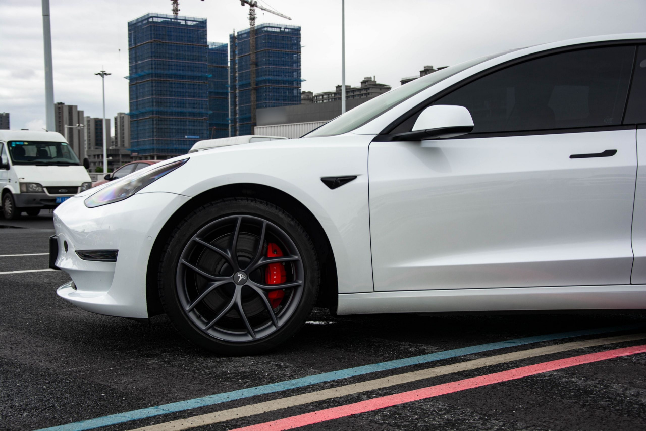 Model 3 2022 Performance AWD photo 4