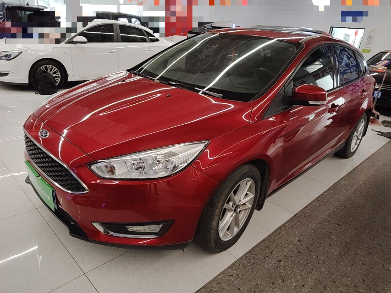 Focus 2017 Hatchback 1.6L AT Fashion