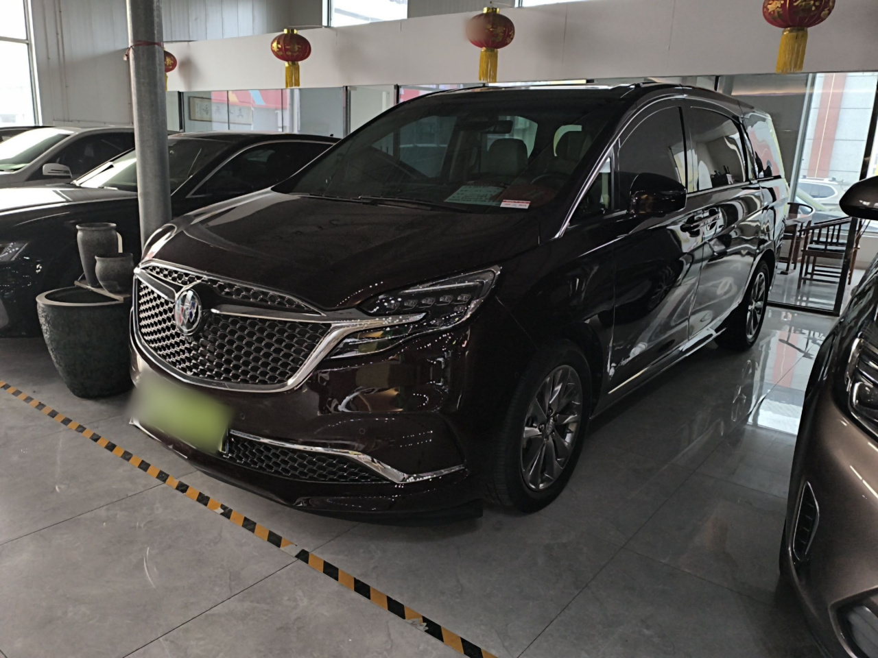 GL8 2020 Avenir 6-Seater